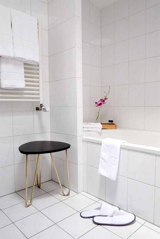 Prinz Myshkin Parkhotel 3* München